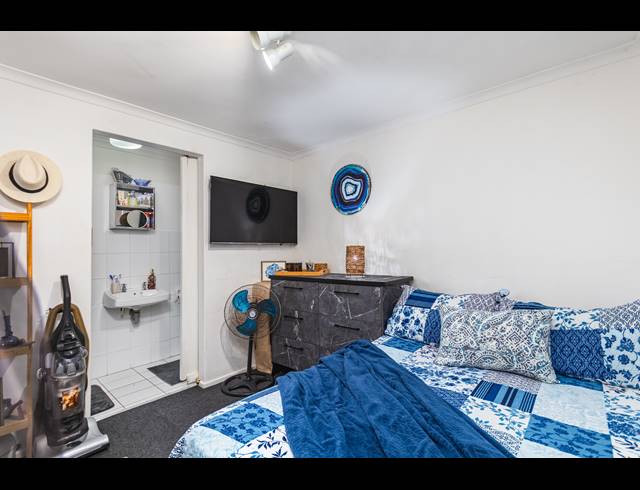 BEDROOM STUDIO APARTMENT FOR SALE IN BLOUBERG SANDS